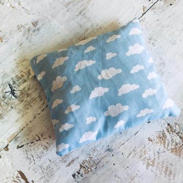 Cuscinetto di noccioli di ciliegia Nuvole