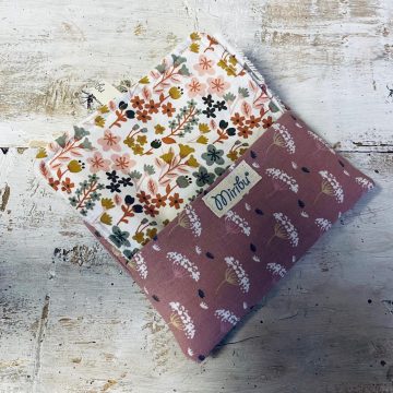 quadrotti soffioni rosa